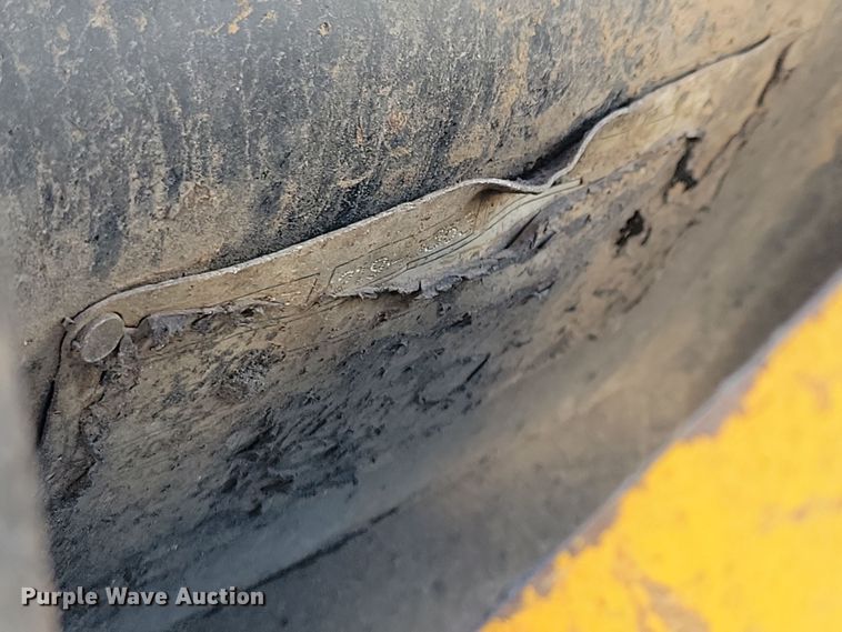 image for item NB9893 2015 Caterpillar 420F2 backhoe