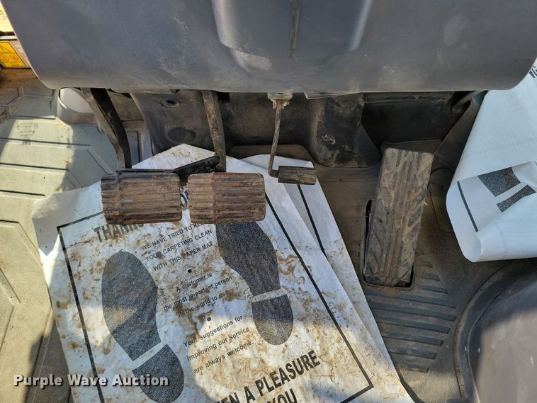 image for item NB9893 2015 Caterpillar 420F2 backhoe