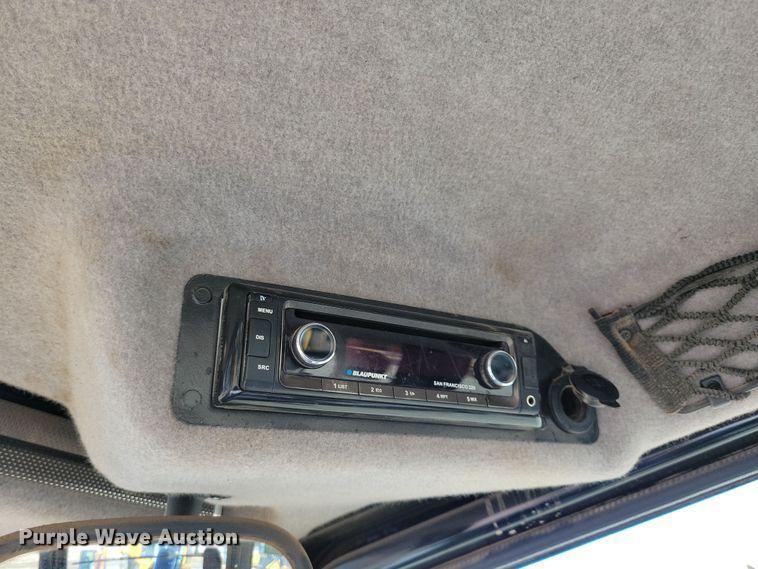 image for item NB9893 2015 Caterpillar 420F2 backhoe