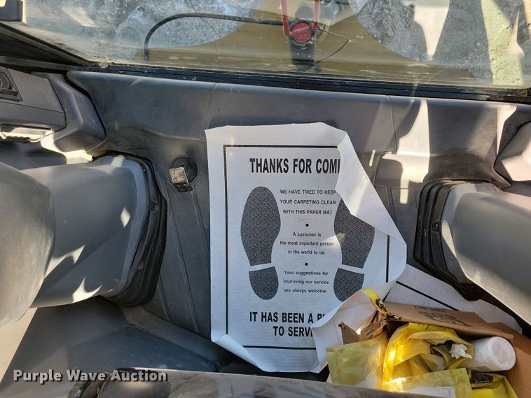 image for item NB9893 2015 Caterpillar 420F2 backhoe