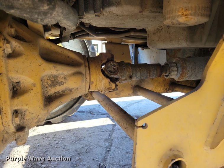 image for item NB9893 2015 Caterpillar 420F2 backhoe