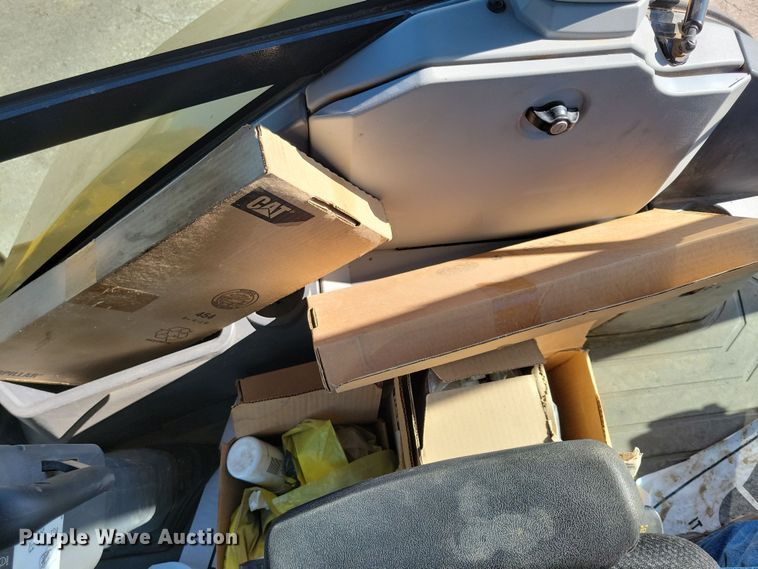 image for item NB9893 2015 Caterpillar 420F2 backhoe