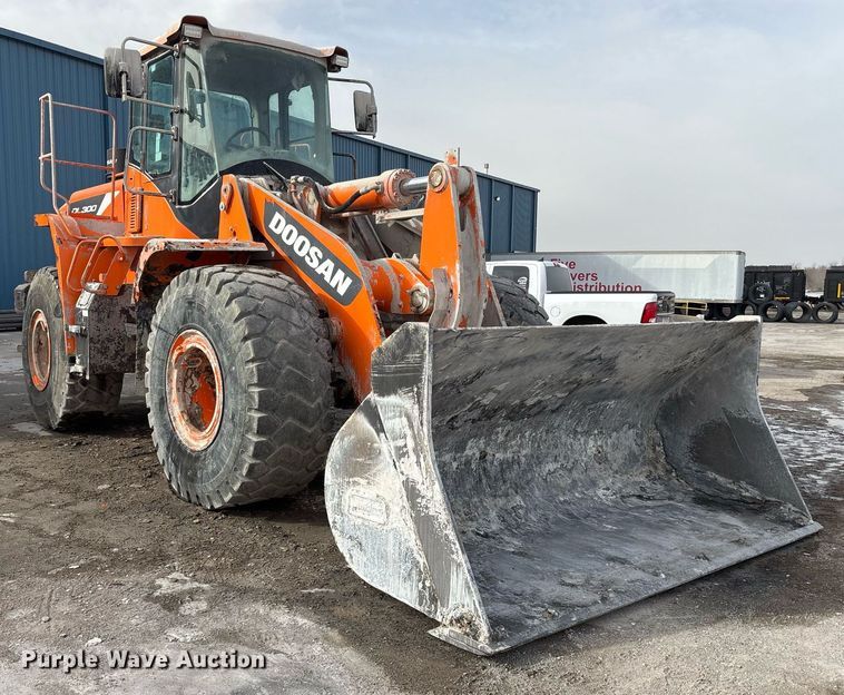 image for item OB9452 Doosan DL300-3 wheel loader