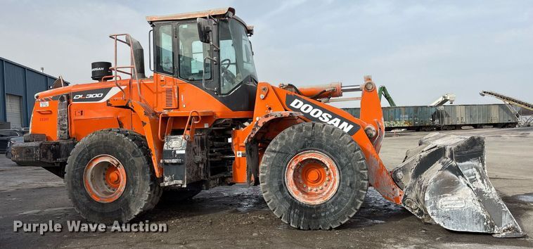 image for item OB9452 Doosan DL300-3 wheel loader