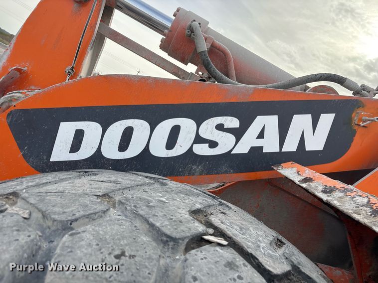 image for item OB9452 Doosan DL300-3 wheel loader