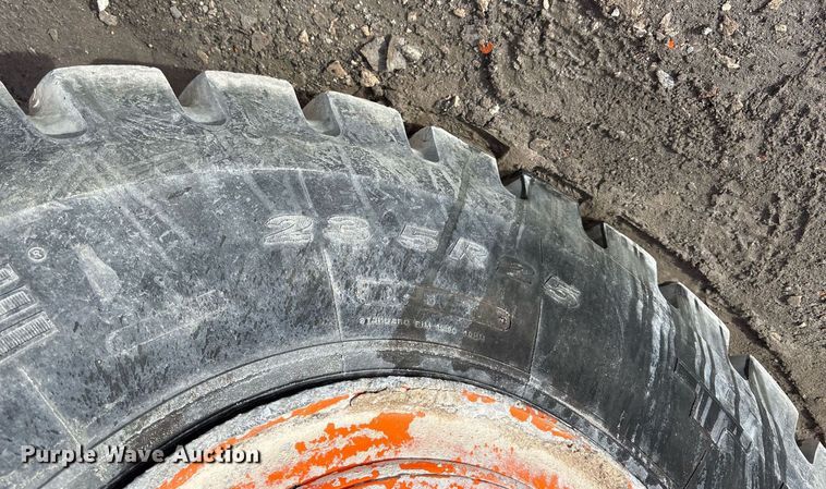 image for item OB9452 Doosan DL300-3 wheel loader