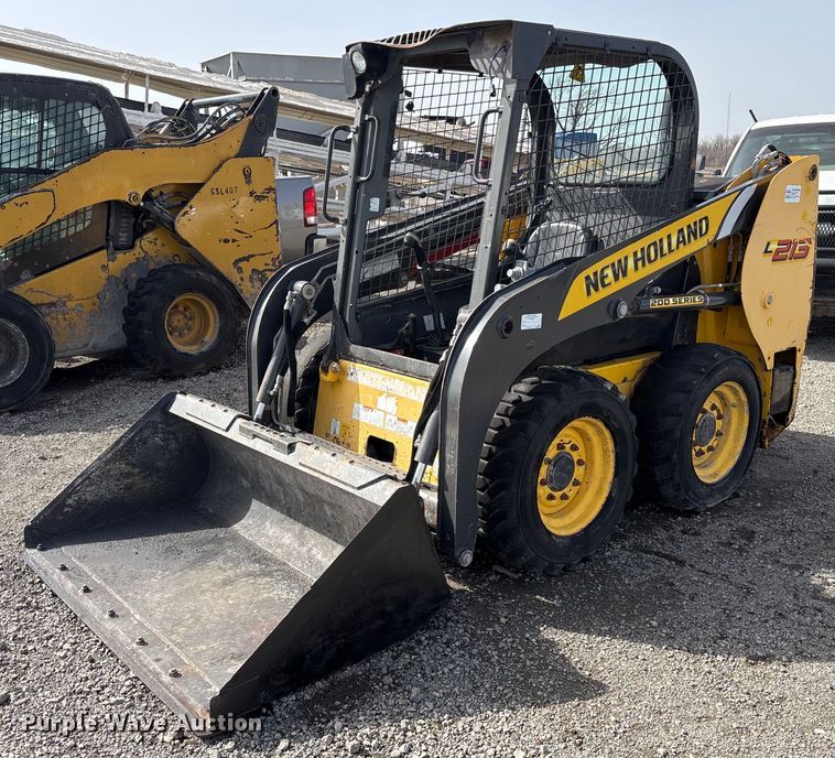 image for item OB9455 2015 New Holland L213 skid steer loader