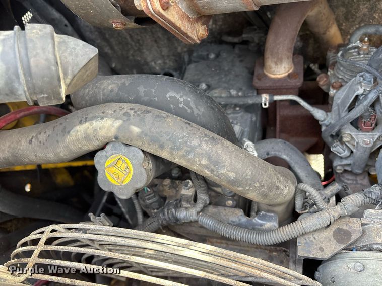 image for item OB9455 2015 New Holland L213 skid steer loader