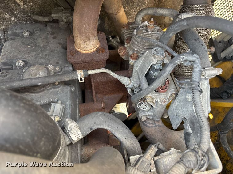 image for item OB9455 2015 New Holland L213 skid steer loader