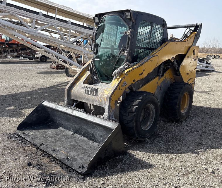 image for item OB9456 2014 Caterpillar 272D skid steer loader