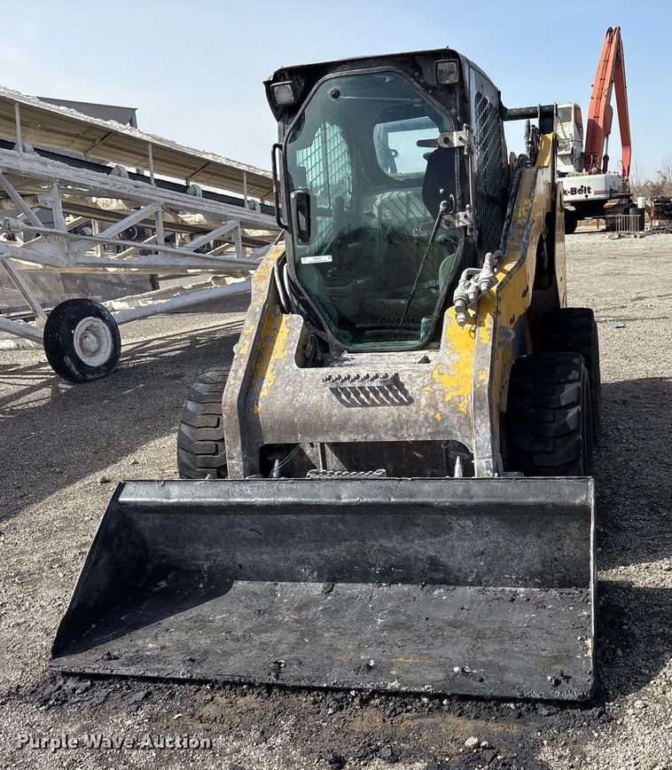 image for item OB9456 2014 Caterpillar 272D skid steer loader