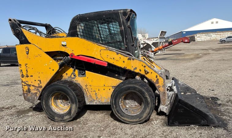 image for item OB9456 2014 Caterpillar 272D skid steer loader