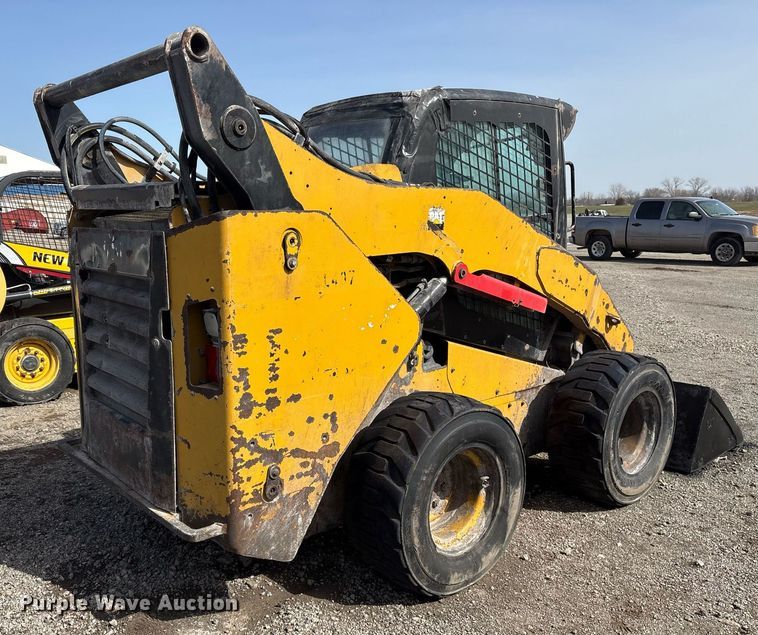 image for item OB9456 2014 Caterpillar 272D skid steer loader