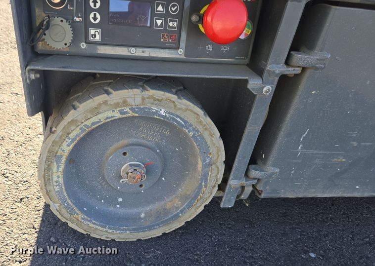 image for item YA0194 2019 Haulotte Star 20 AC E vertical lift