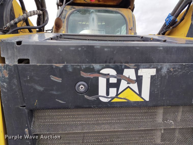 image for item YA0341 2017 Caterpillar 262D skid steer loader