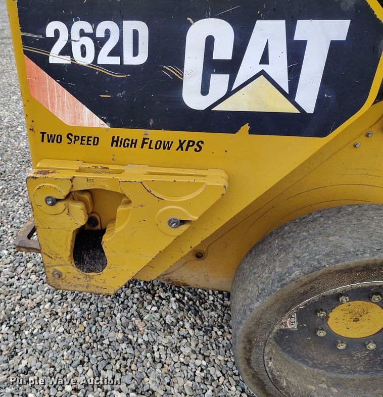 image for item YA0341 2017 Caterpillar 262D skid steer loader