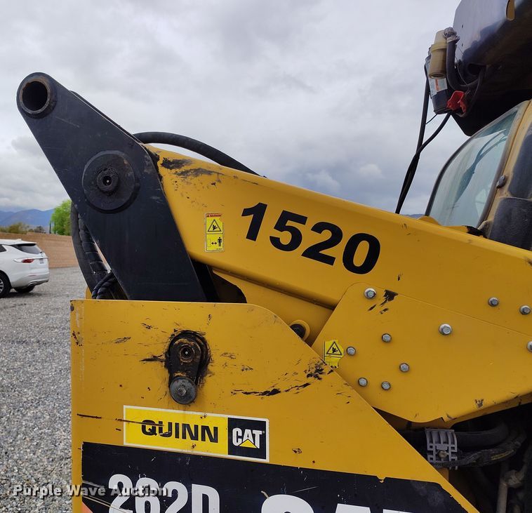 image for item YA0341 2017 Caterpillar 262D skid steer loader