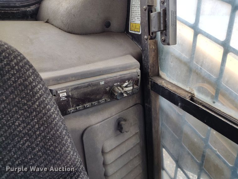 image for item YA0341 2017 Caterpillar 262D skid steer loader