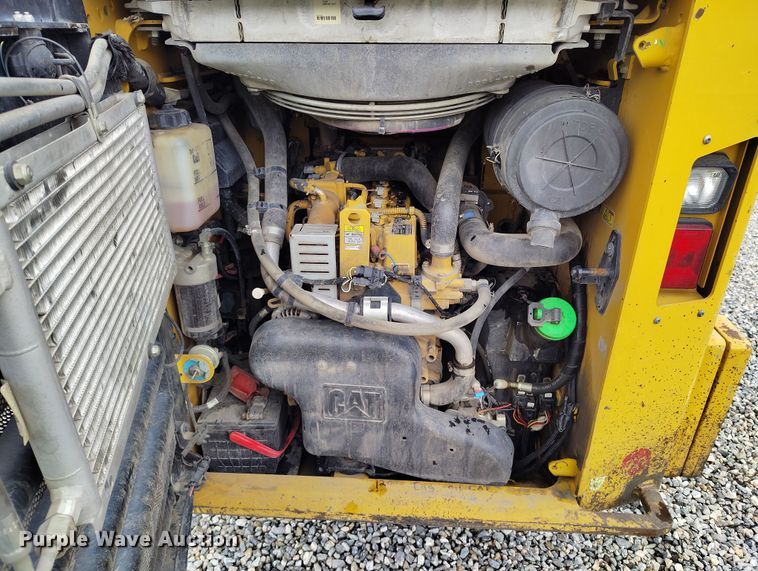 image for item YA0341 2017 Caterpillar 262D skid steer loader