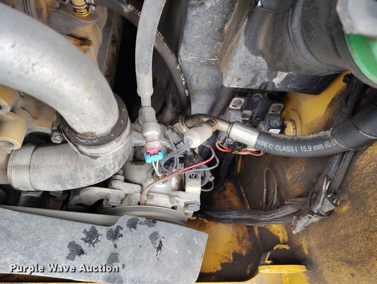 image for item YA0341 2017 Caterpillar 262D skid steer loader