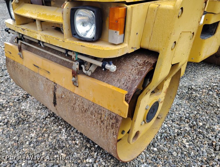 image for item YA0342 2011 Caterpillar CB34 XW double drum vibratory roller