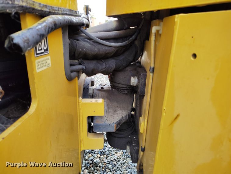 image for item YA0342 2011 Caterpillar CB34 XW double drum vibratory roller