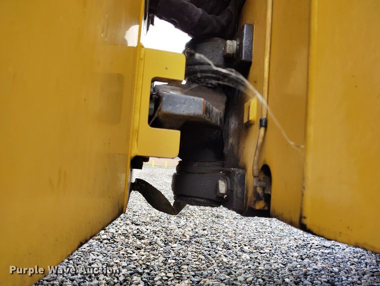 image for item YA0342 2011 Caterpillar CB34 XW double drum vibratory roller