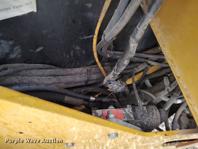 image for item YA0342 2011 Caterpillar CB34 XW double drum vibratory roller