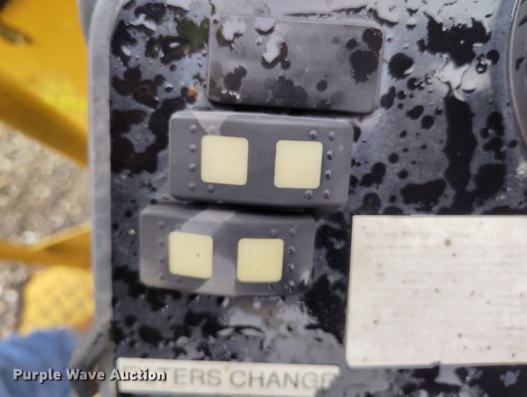 image for item YA0342 2011 Caterpillar CB34 XW double drum vibratory roller