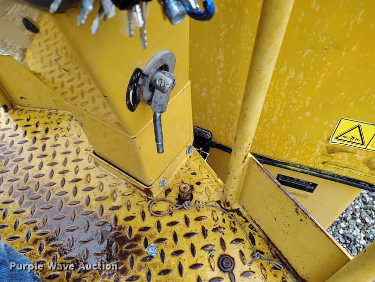 image for item YA0342 2011 Caterpillar CB34 XW double drum vibratory roller