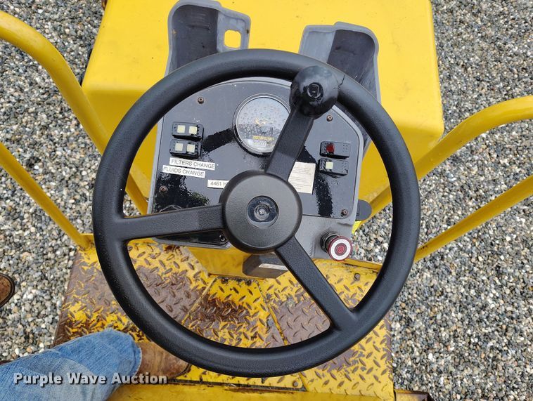 image for item YA0343 2005 Caterpillar CB-224E double drum vibratory roller