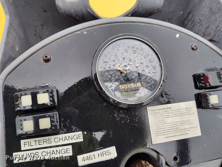 image for item YA0343 2005 Caterpillar CB-224E double drum vibratory roller