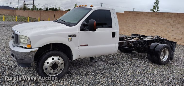 image for item YA0344 2003 Ford F550 Super Duty XL truck cab and chassis