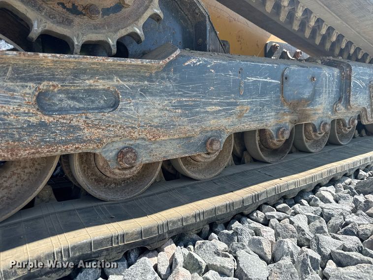 image for item YA0347 2020 John Deere 333G tracked skid steer loader