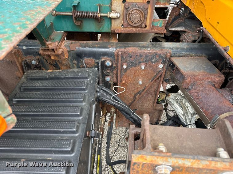 image for item DH9867 2011 International 7400 spreader truck