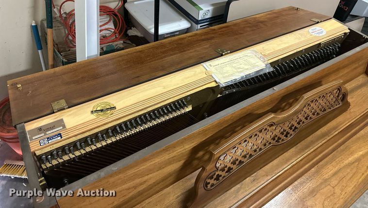 image for item DL1079 Kimball S235 piano