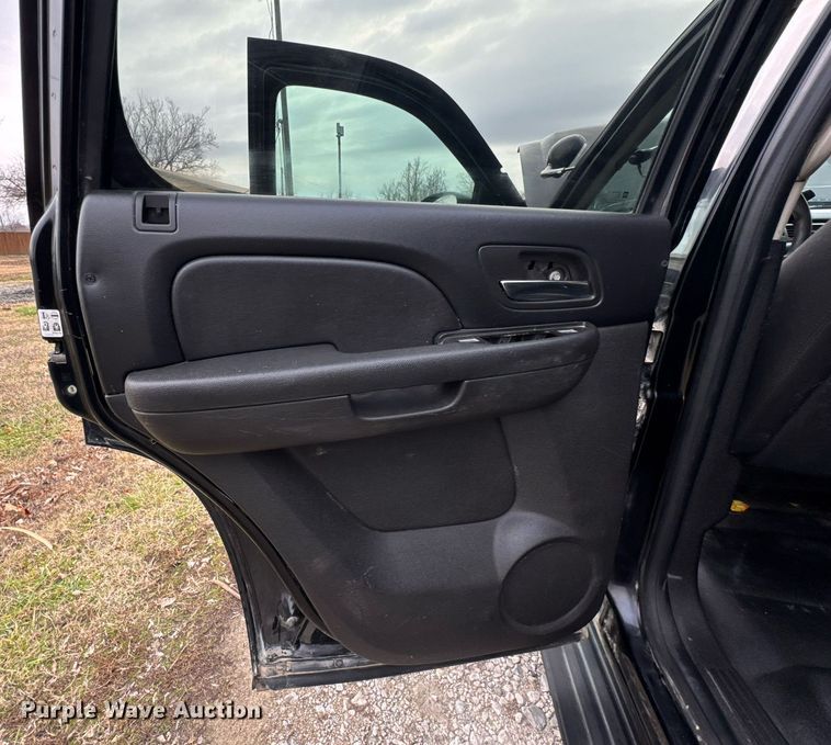 image for item DO0083 2014 Chevrolet Tahoe Police SUV