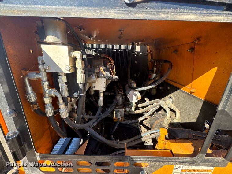 image for item DO0433 2017 LeeBoy 8515D paver