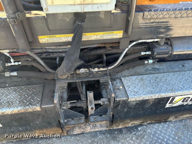 image for item DO0433 2017 LeeBoy 8515D paver