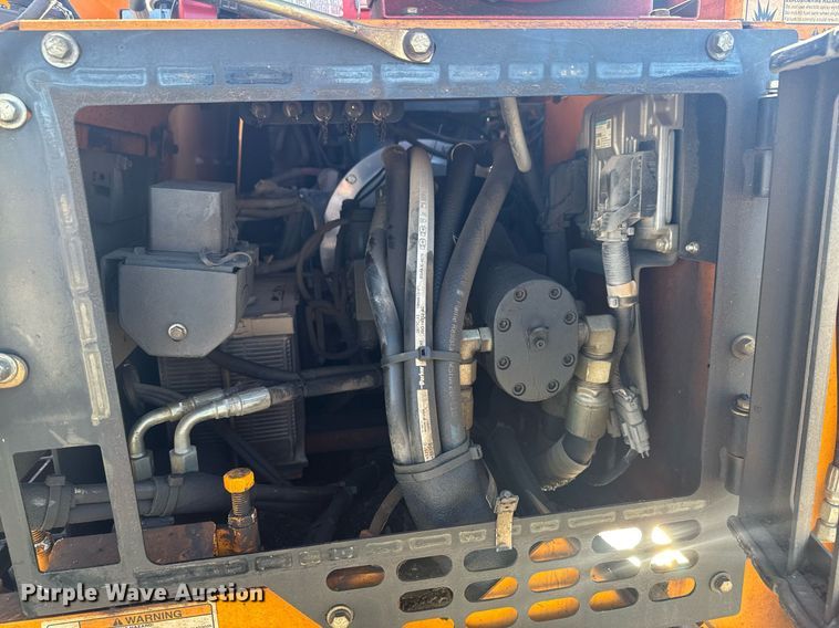 image for item DO0433 2017 LeeBoy 8515D paver