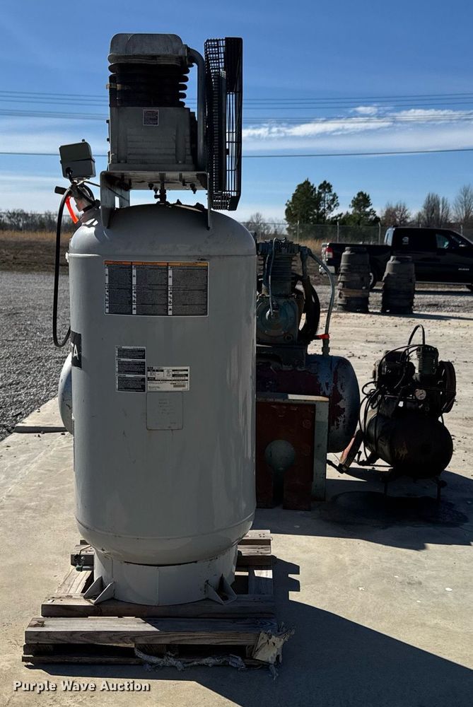 image for item DO0434 (3) air compressors