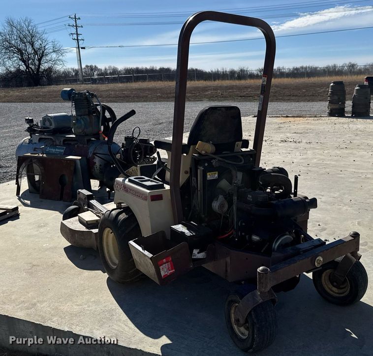 image for item DO0435 Grasshopper 721D ZTR lawn mower