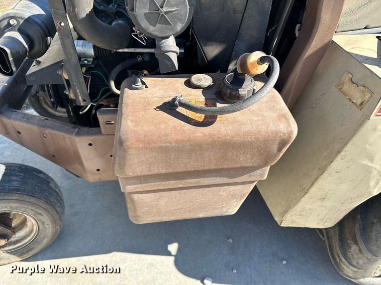 image for item DO0435 Grasshopper 721D ZTR lawn mower