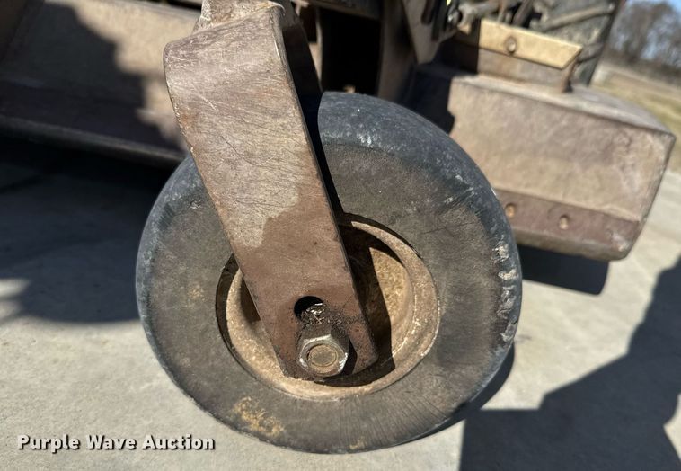 image for item DO0435 Grasshopper 721D ZTR lawn mower