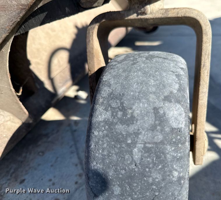 image for item DO0435 Grasshopper 721D ZTR lawn mower