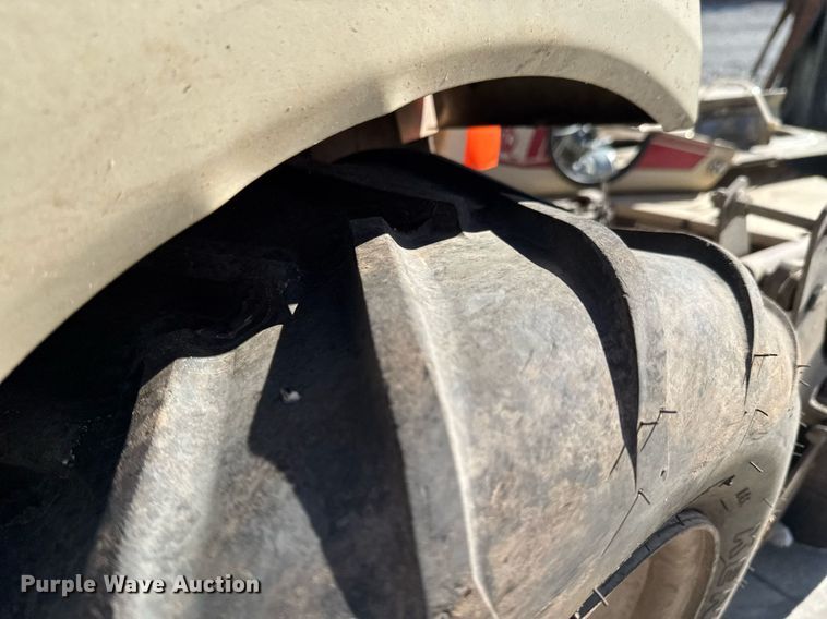 image for item DO0435 Grasshopper 721D ZTR lawn mower