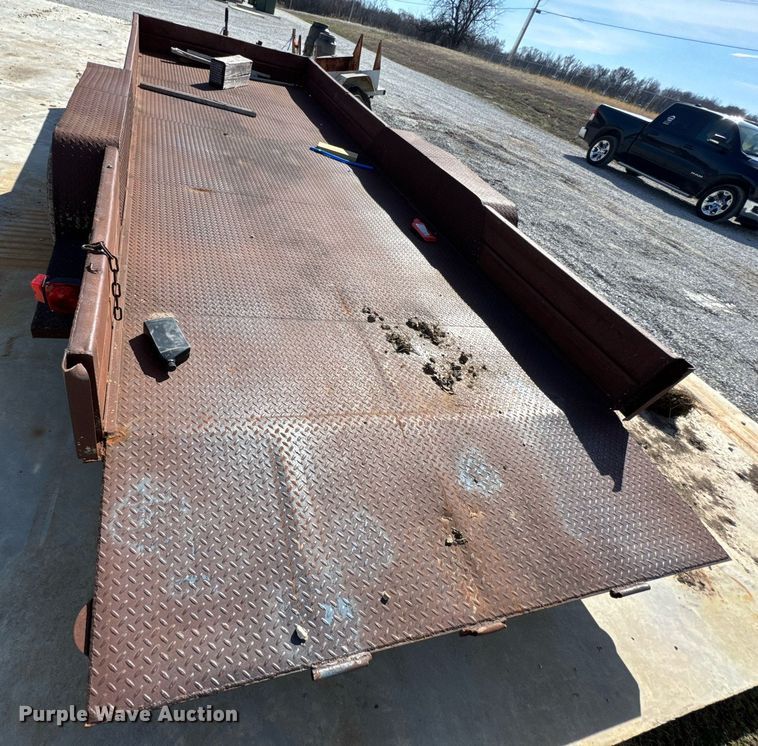 image for item DO0439 Tilt deck equipment trailer