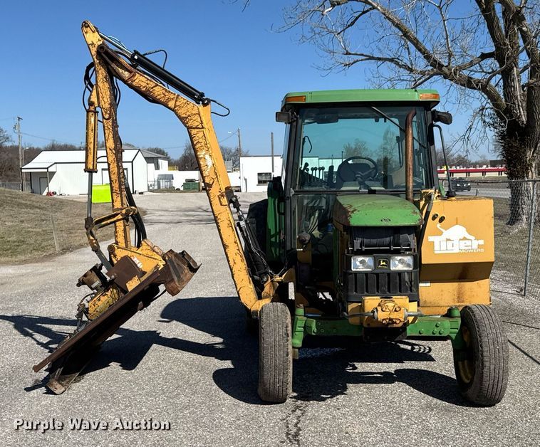 image for item DO0444 2002 John Deere 6405 tractor