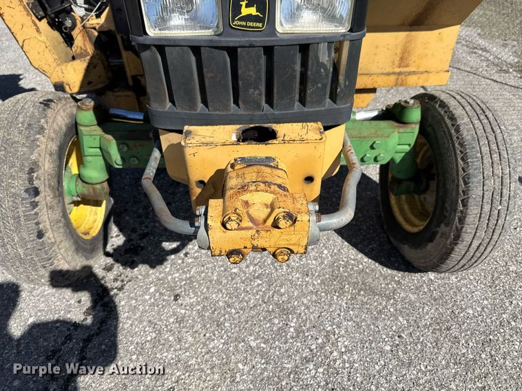 image for item DO0444 2002 John Deere 6405 tractor