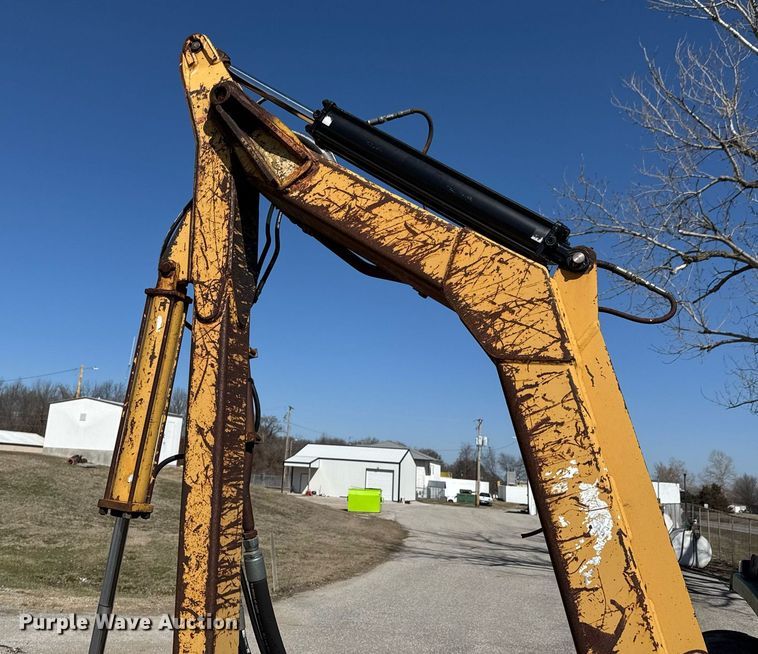 image for item DO0444 2002 John Deere 6405 tractor